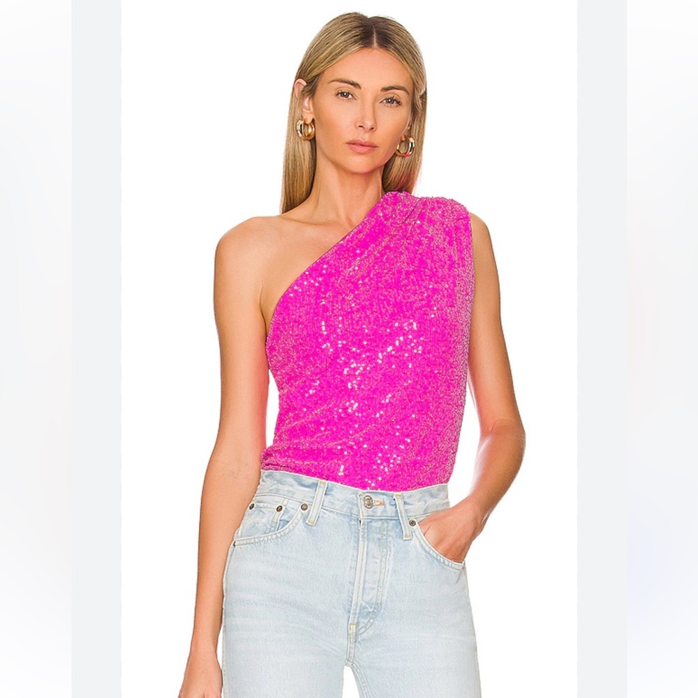Women’s Generation Love Tina Sequin Top in Hot Pink
